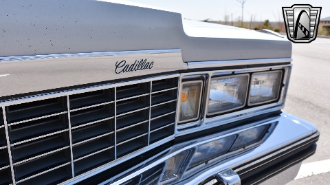 1977 Cadillac Coupe DeVille image 121