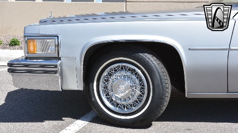 1977 Cadillac Coupe DeVille image 19