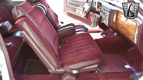 1977 Cadillac Coupe DeVille image 97
