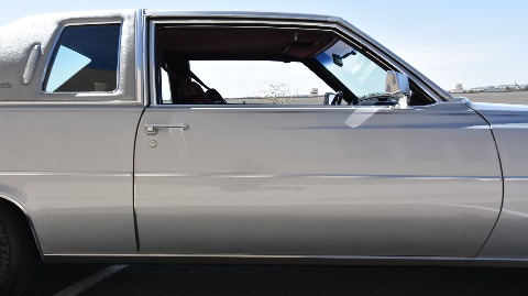 1977 Cadillac Coupe DeVille image 25