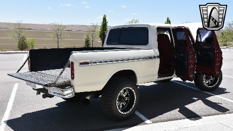 1974 Ford F250 image 35