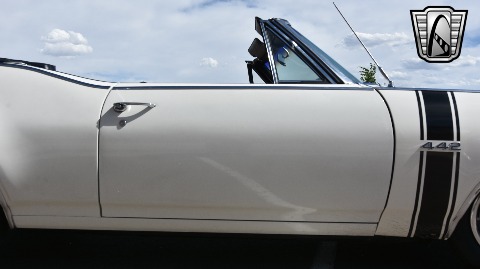 1968 Oldsmobile 442 image 25