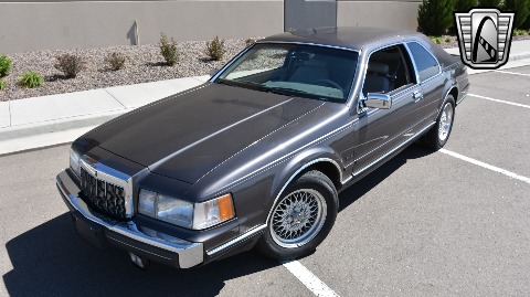 1991 Lincoln Mark VII image 4