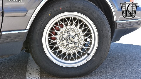 1991 Lincoln Mark VII image 32