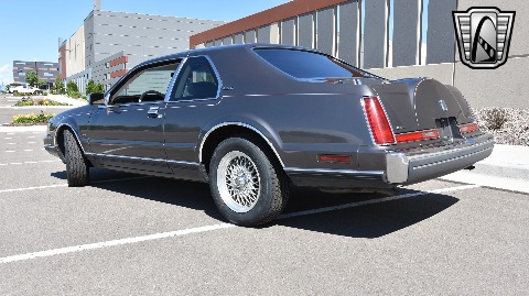 1991 Lincoln Mark VII image 7