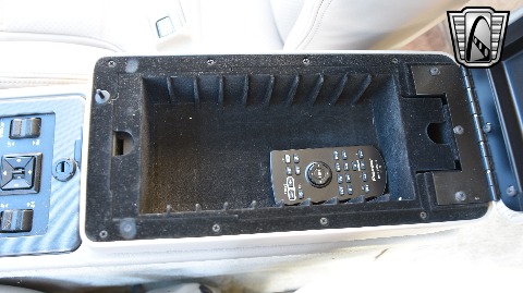 1991 Lincoln Mark VII image 86