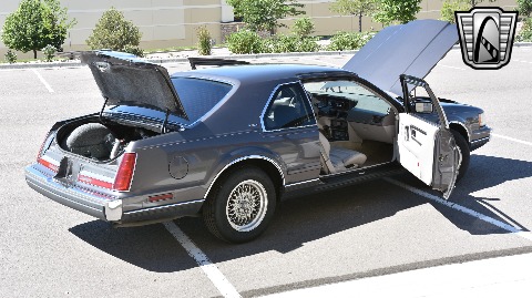 1991 Lincoln Mark VII image 35