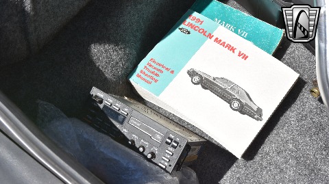 1991 Lincoln Mark VII image 63