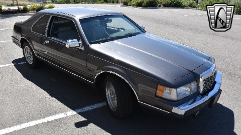 1991 Lincoln Mark VII image 16
