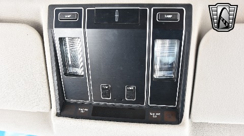 1991 Lincoln Mark VII image 98