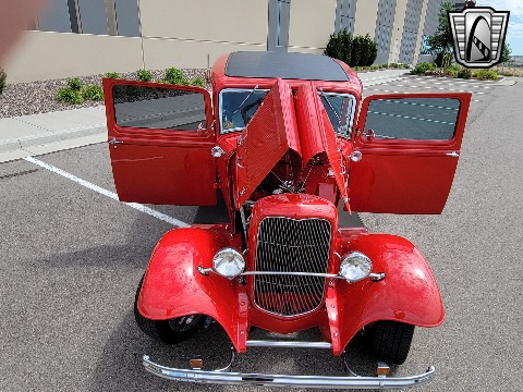 1932 Ford Tudor Sedan image 59