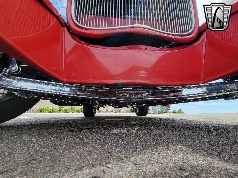 1932 Ford Tudor Sedan image 12