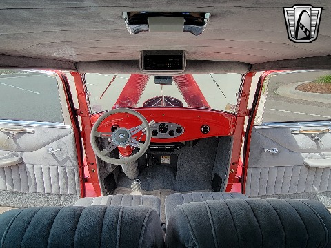 1932 Ford Tudor Sedan image 92