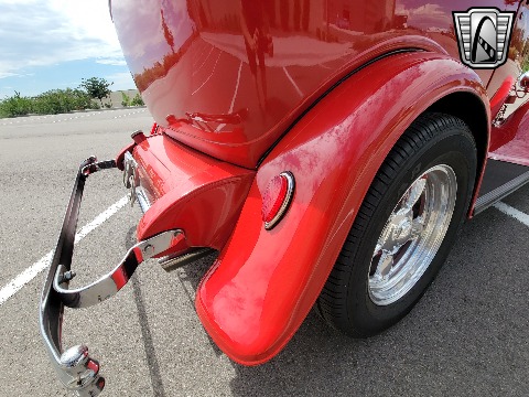 1932 Ford Tudor Sedan image 41