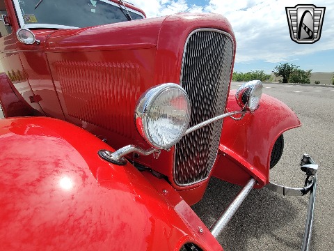 1932 Ford Tudor Sedan image 69