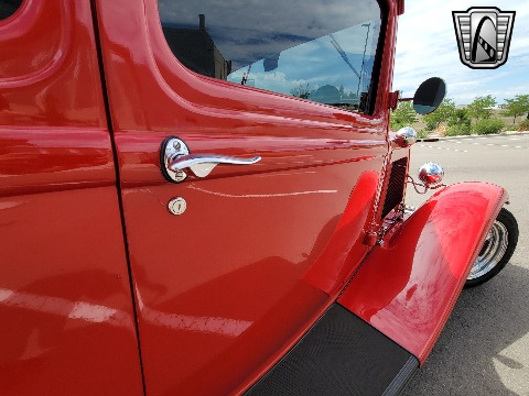 1932 Ford Tudor Sedan image 45