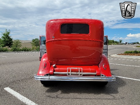 1932 Ford Tudor Sedan image 23