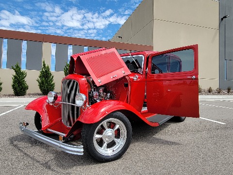 1932 Ford Tudor Sedan image 102