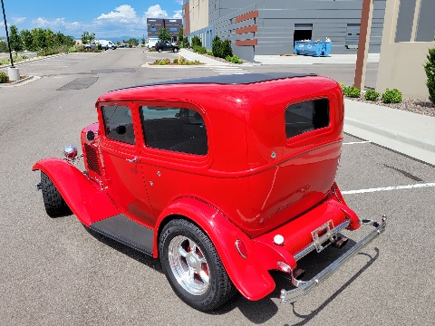 1932 Ford Tudor Sedan image 26