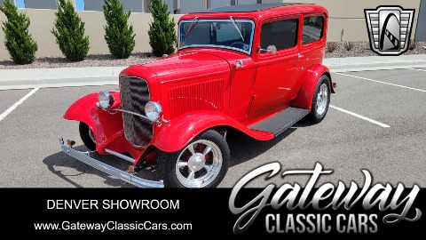 1932 Ford Tudor Sedan image 1