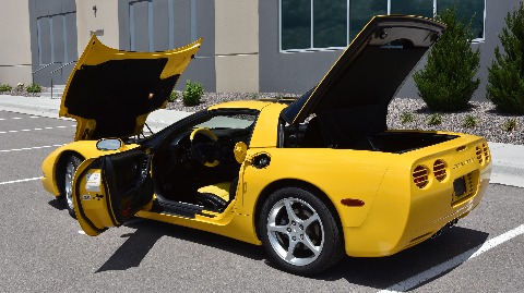 2001 Chevrolet Corvette image 34