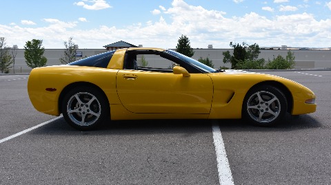 2001 Chevrolet Corvette image 13