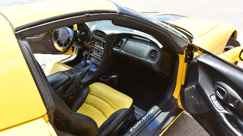 2001 Chevrolet Corvette image 98