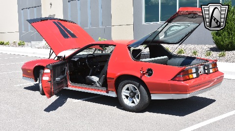 1984 Chevrolet Camaro image 34