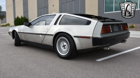 1983 Delorean DMC-12 image 6