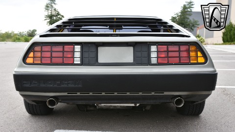1983 Delorean DMC-12 image 8