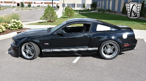 2007 Ford Mustang image 6