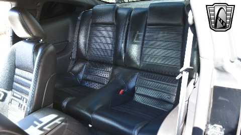 2007 Ford Mustang image 88