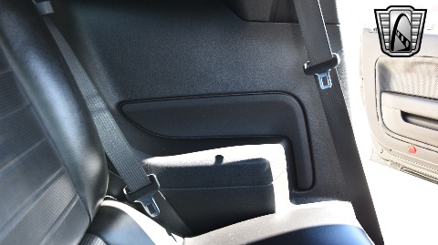 2007 Ford Mustang image 89