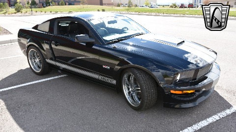 2007 Ford Mustang image 16
