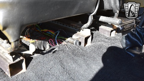 1933 Ford Sedan image 85