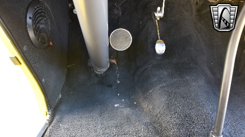 1933 Ford Sedan image 61