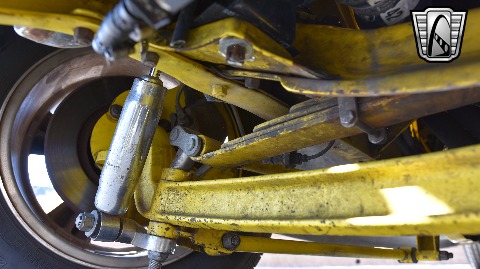 1933 Ford Sedan image 114