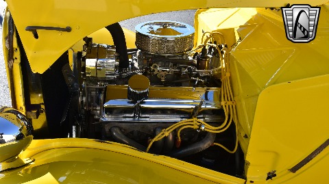 1933 Ford Sedan image 37