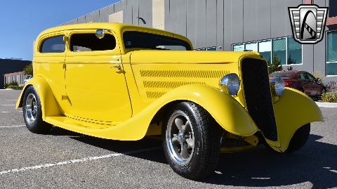1933 Ford Sedan image 15