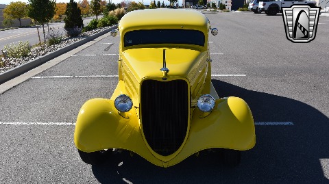 1933 Ford Sedan image 18