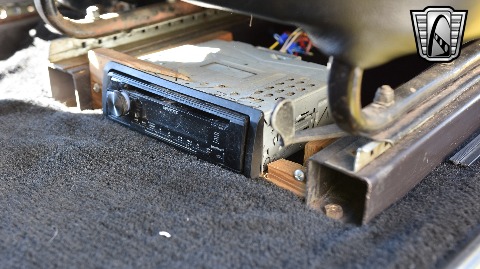 1933 Ford Sedan image 70