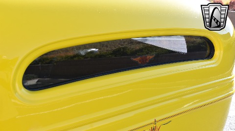 1933 Ford Sedan image 99