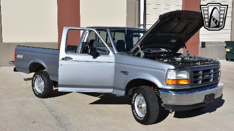 1995 Ford F150 image 36