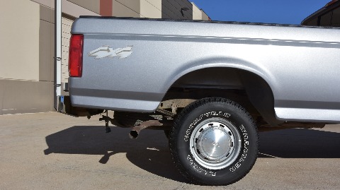 1995 Ford F150 image 24