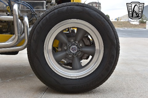 1932 Ford Roadster image 31