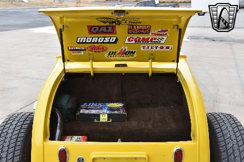 1932 Ford Roadster image 60