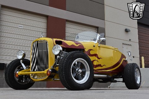 1932 Ford Roadster image 118
