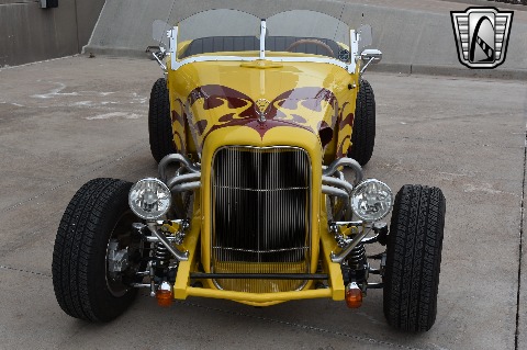 1932 Ford Roadster image 17