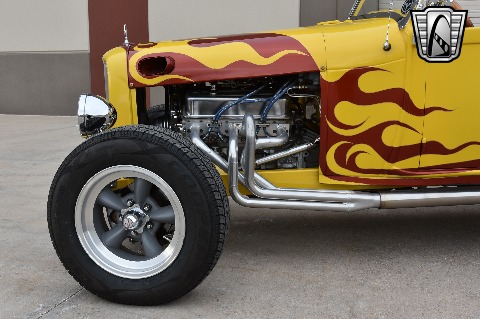 1932 Ford Roadster image 18