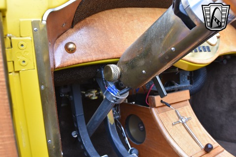 1932 Ford Roadster image 74